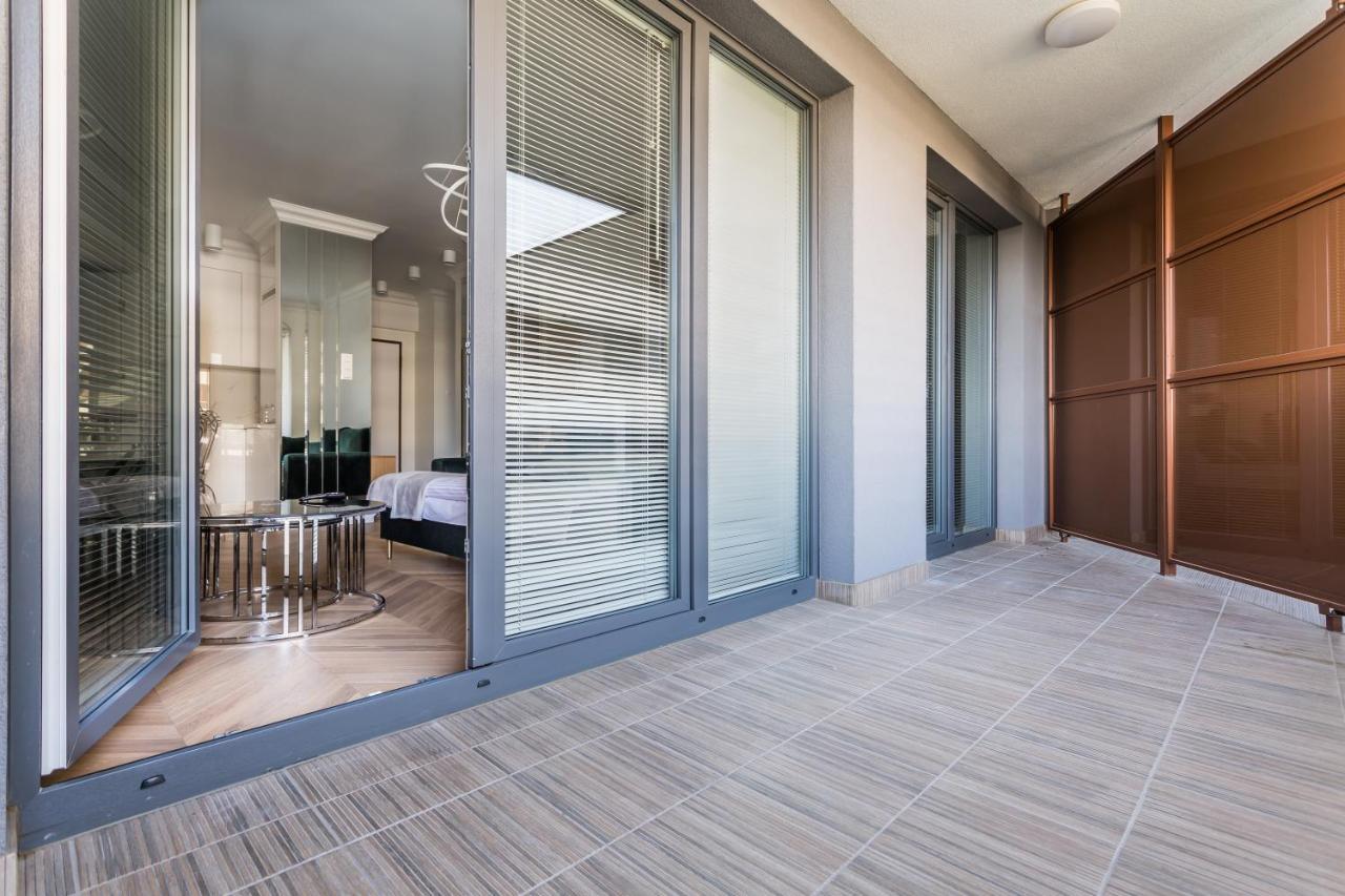 Resinest Apartamenty Jurowiecka J17 Белосток Экстерьер фото